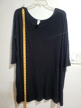 U-Kiss Black Oversized Tunic Top | 3/4 Sleeve